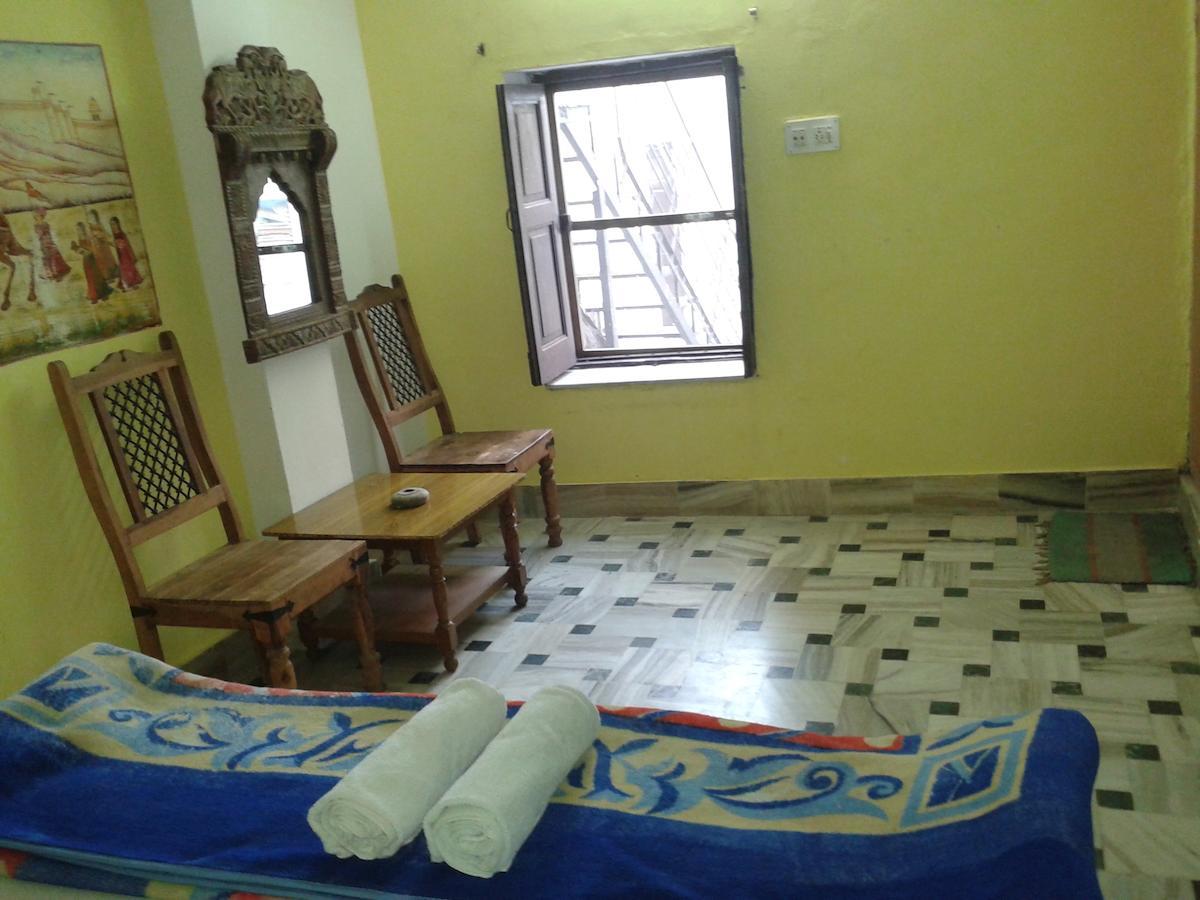Hare Krishna Home Stay Guest House Jodhpur  Habitación foto